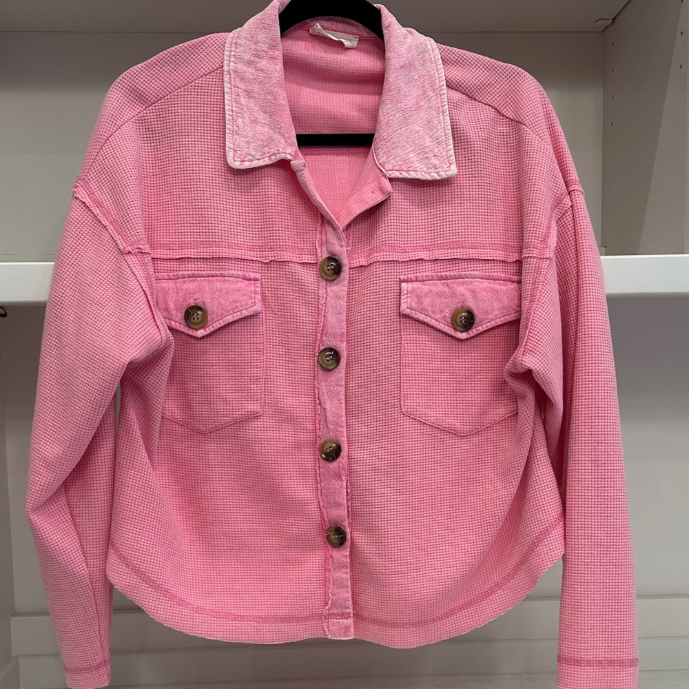 Pink acid wash Button-Up Women's shacket.  Pink Lily small. Great condition